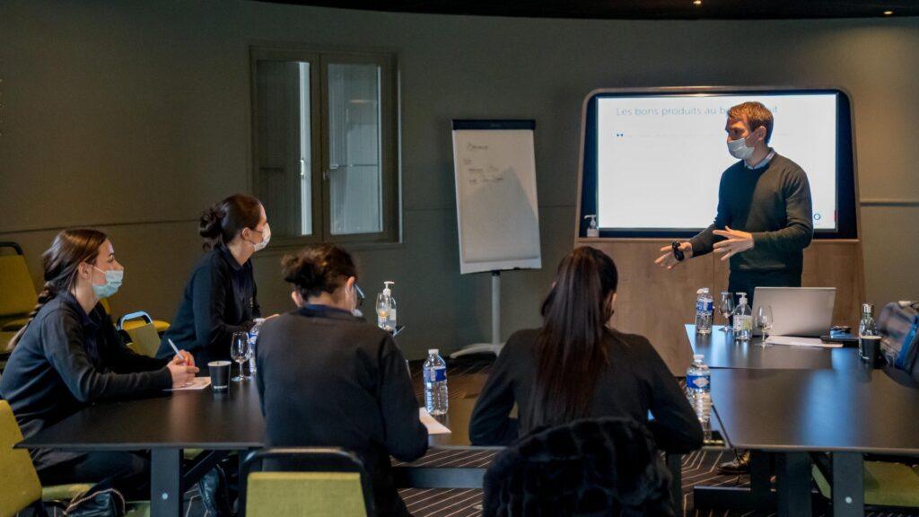 Evènements, séminaires et privatisation pour entreprises à Valence en Drôme - Le Clos Syrah : Hôtel Restaurant et Spa à Valence